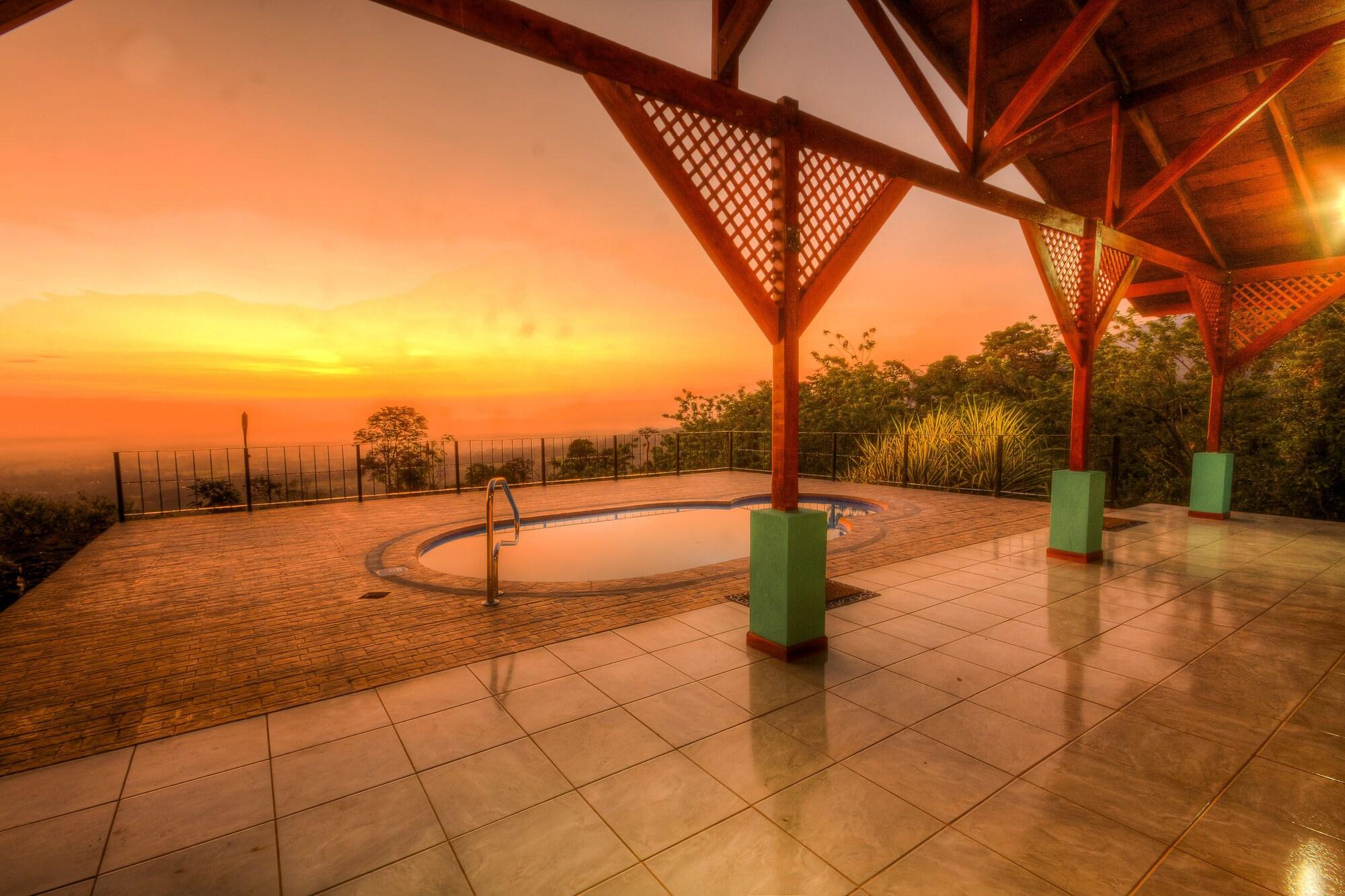 Arenal Waterfall Lodge ภายนอก รูปภาพ