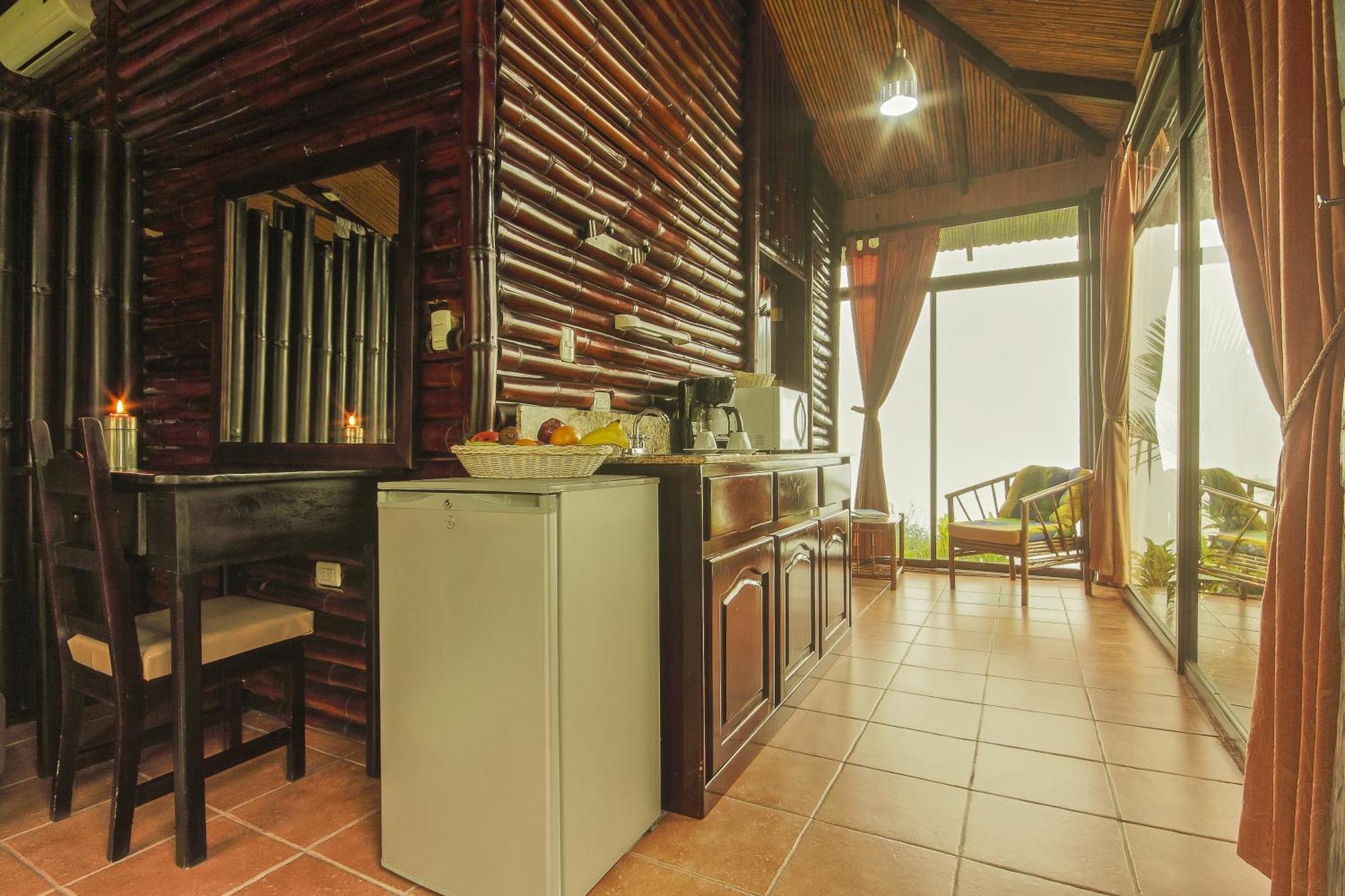 Arenal Waterfall Lodge ภายนอก รูปภาพ