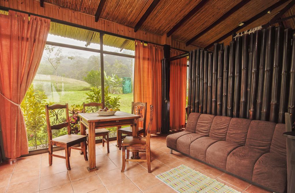 Arenal Waterfall Lodge ภายนอก รูปภาพ