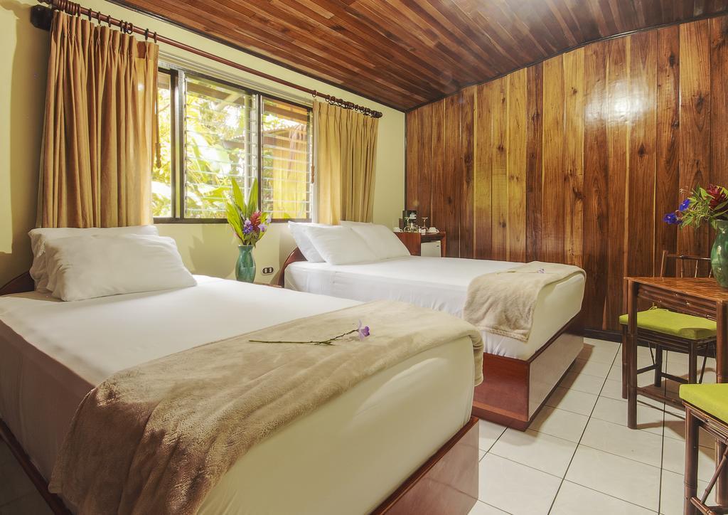 Arenal Waterfall Lodge ภายนอก รูปภาพ