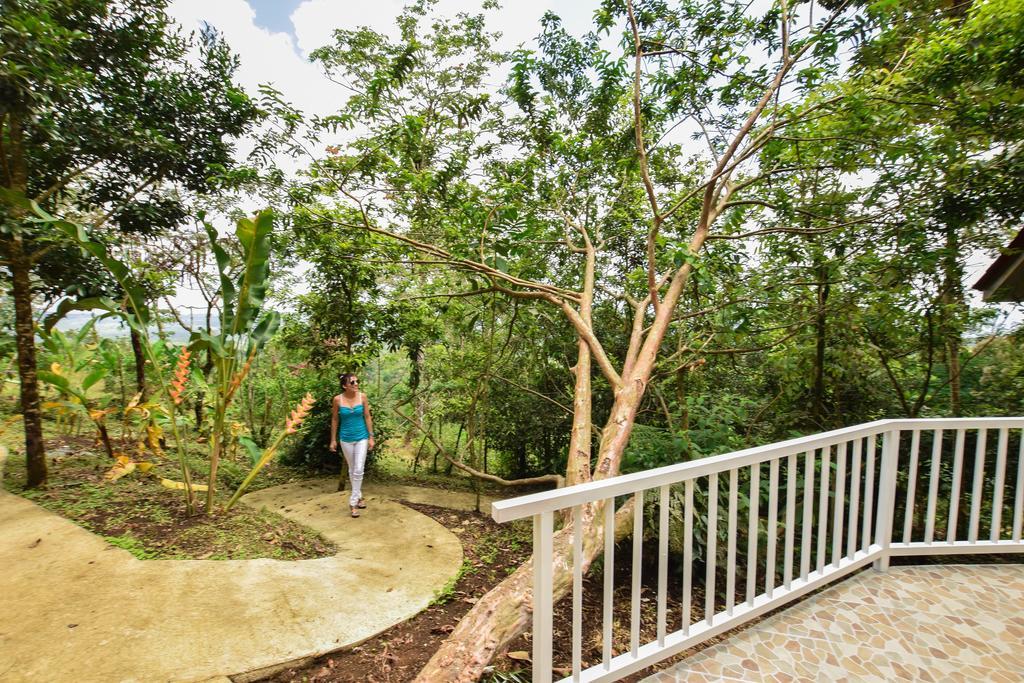 Arenal Waterfall Lodge ภายนอก รูปภาพ