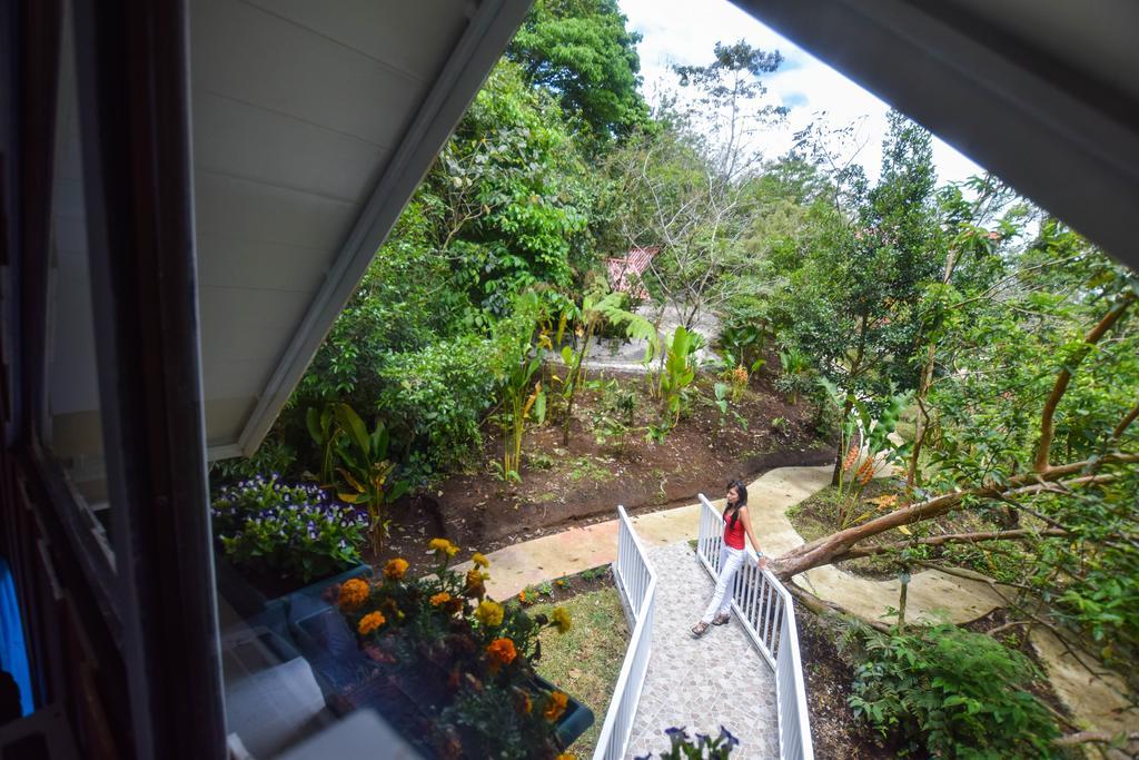 Arenal Waterfall Lodge ภายนอก รูปภาพ