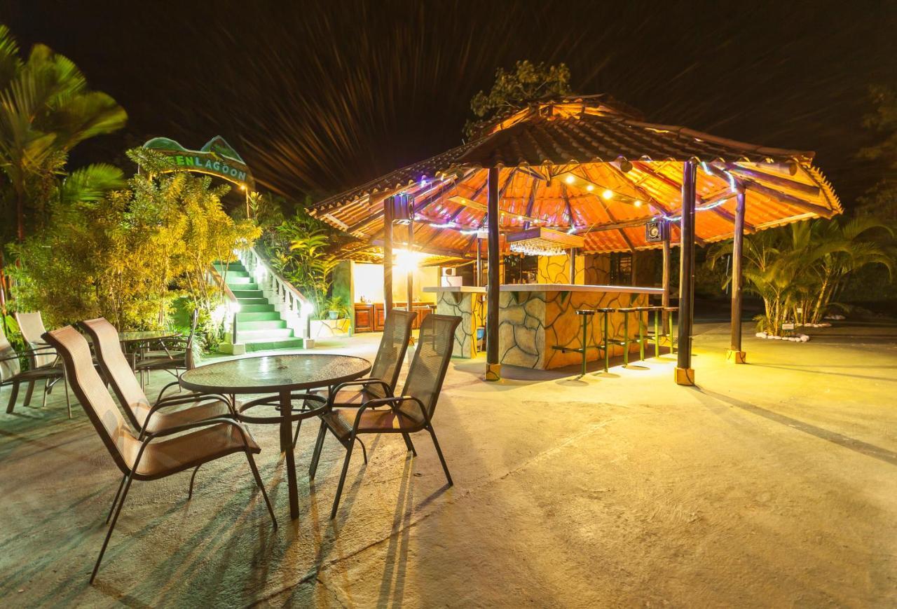 Arenal Waterfall Lodge ภายนอก รูปภาพ
